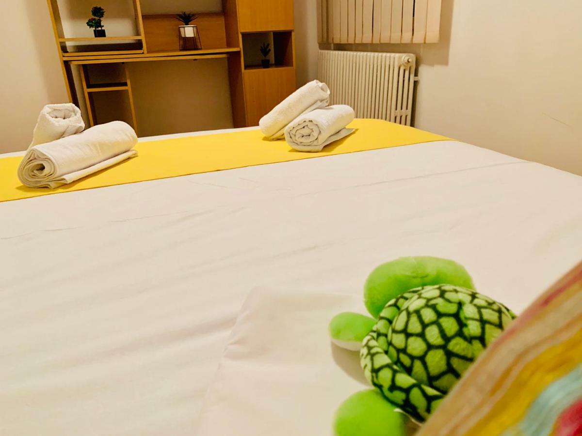 Ultracentral Apartment With All You Need: Wifi, Tv, Ac, Washer, Coffe Timisoara Ngoại thất bức ảnh