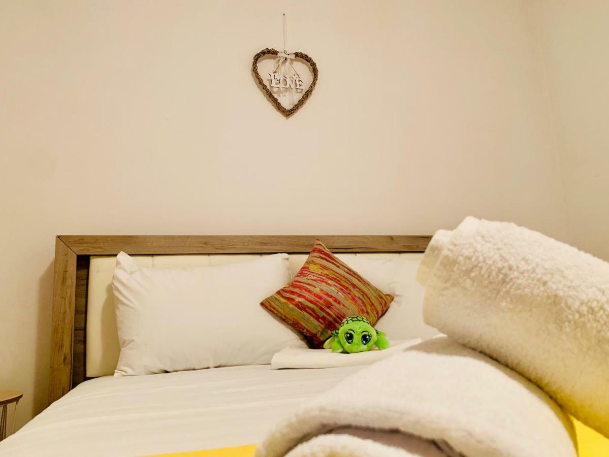 Ultracentral Apartment With All You Need: Wifi, Tv, Ac, Washer, Coffe Timisoara Ngoại thất bức ảnh